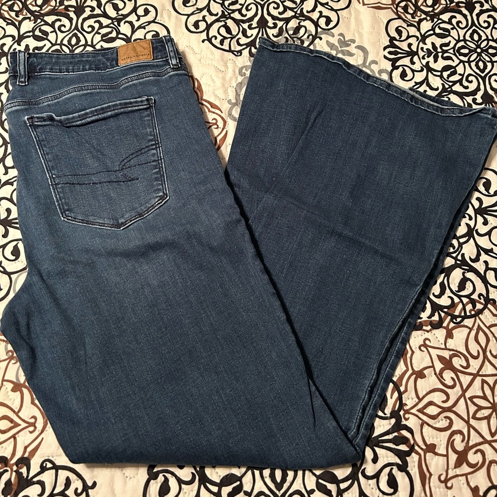 American Eagle Flare Jeans. Size 18R